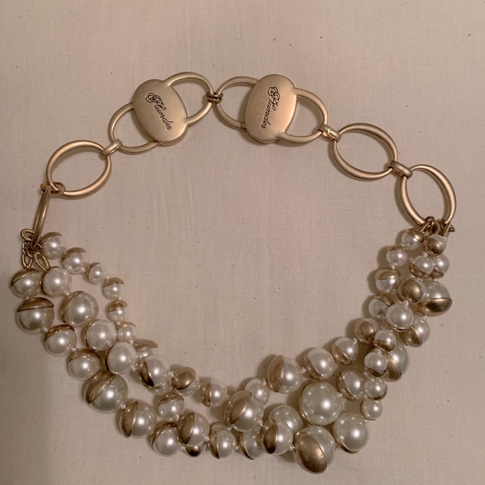 Plunder Pearl Necklace